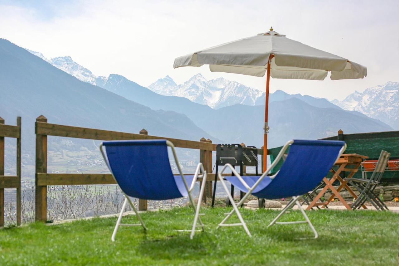 Casa Alpina - Sarre Apartment Aosta Luaran gambar
