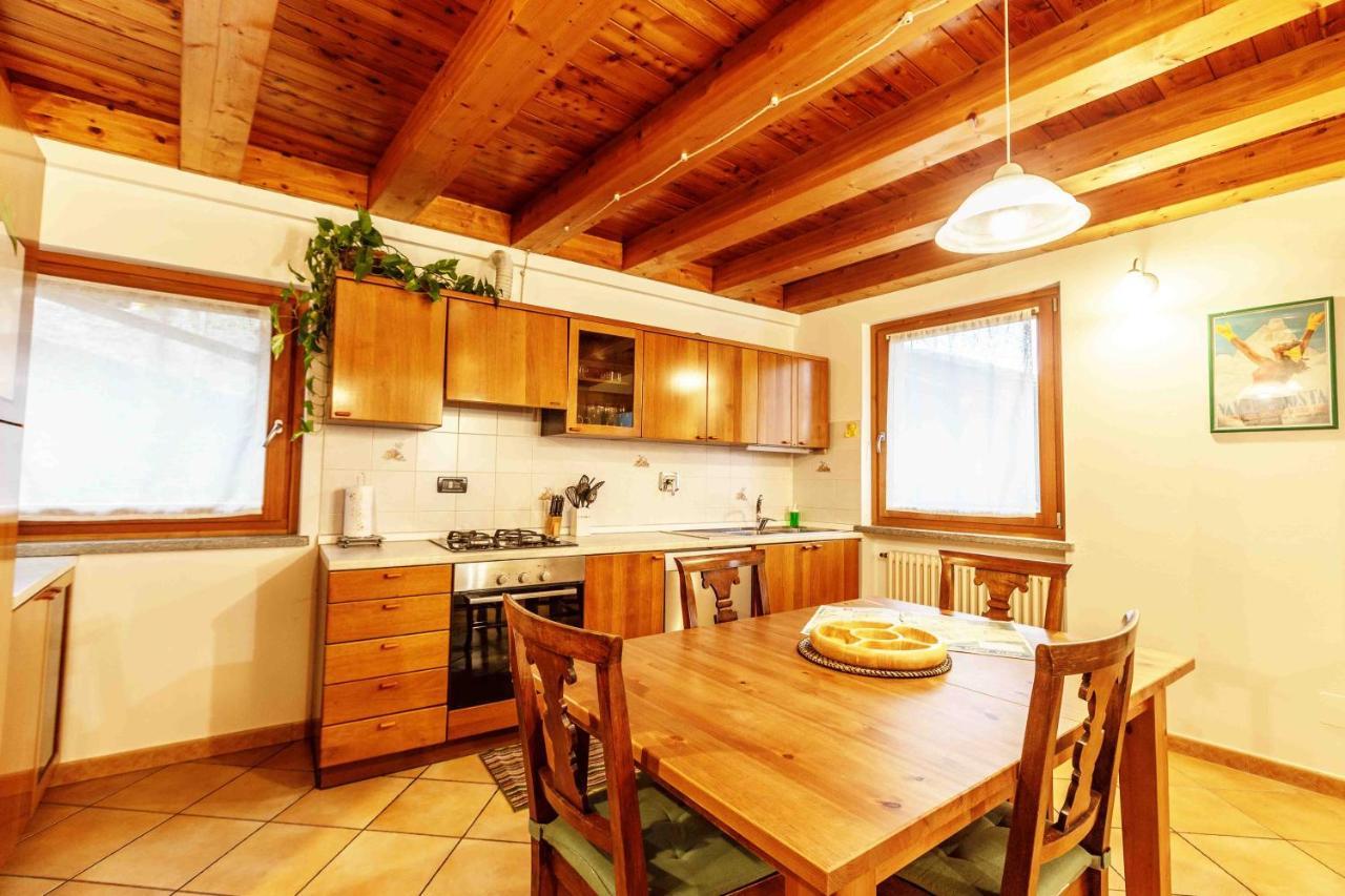 Casa Alpina - Sarre Apartment Aosta Luaran gambar