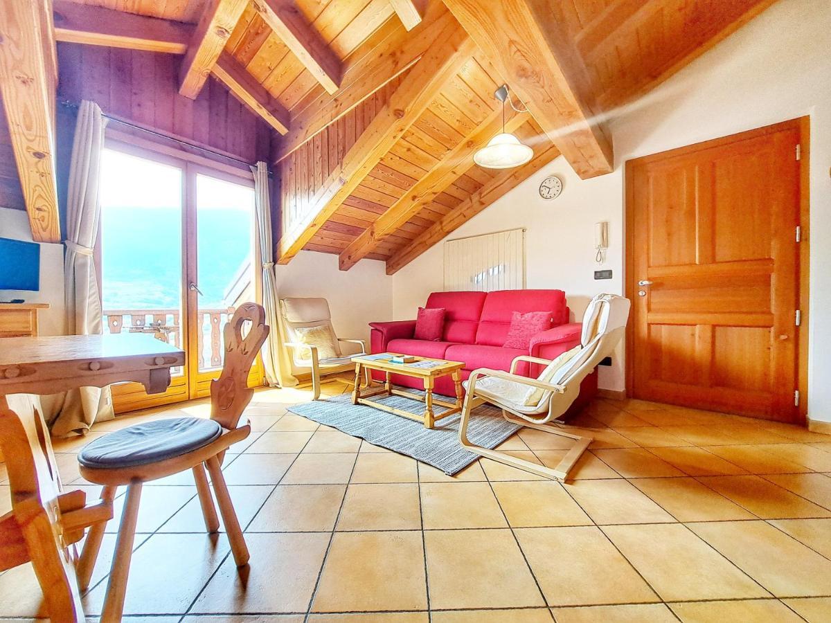 Casa Alpina - Sarre Apartment Aosta Luaran gambar
